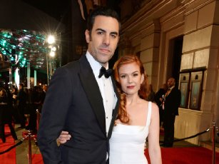 Sacha Baron Cohen and Isla Fisher at event of The EE British Academy Film Awards (2016)