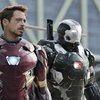 Still of Don Cheadle and Robert Downey Jr. in Captain America: Civil War (2016)