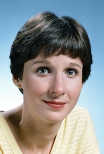 Mary Gross Picture