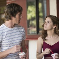 Still of Zoey Deutch and Blake Jenner in Everybody Wants Some!! (2016)