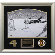 Bobby Orr "The Goal" Signed and Framed 16x20 Collage ()