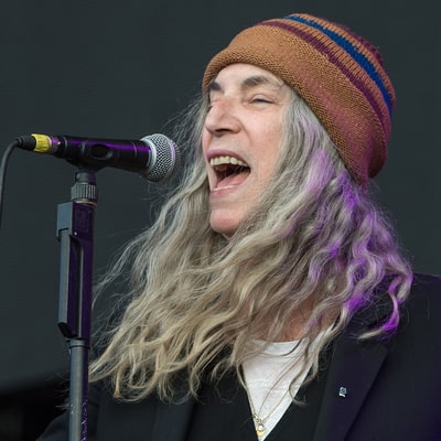Hear Patti Smith Sing Ambient Nico Song 'I Will Be Seven'
