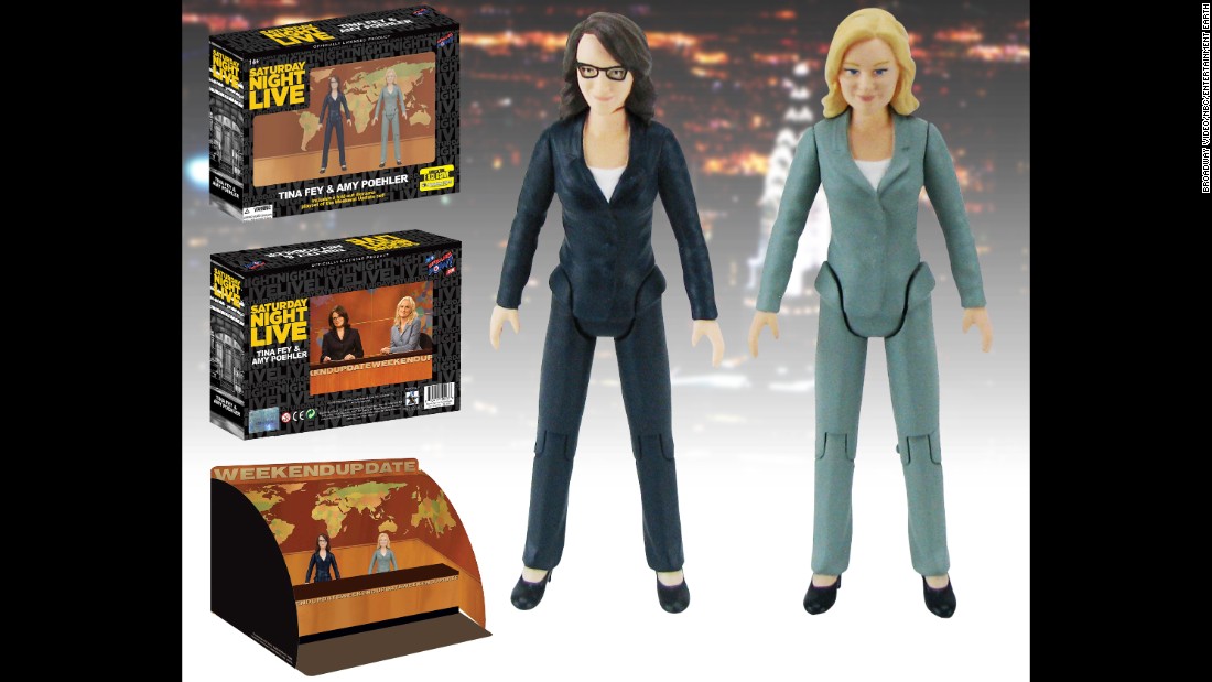 Comic-Con attendees can re-create their favorite &quot;Saturday Night Live&quot; Weekend Update moments, thanks to an exclusive &quot;SNL&quot; action figure set with figures of former anchors Tina Fey and Amy Poehler. It even comes with an anchor desk.