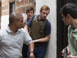 Pedro Pascal, Jorge Monterrosa, and Boyd Holbrook in Narcos (2015)