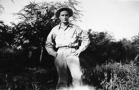 Harold Grove Moss in Maui, Hawaii, 1943.