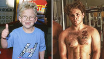 'Jerry Maguire' Kid is Totally Shredded ... See Lipnicki's Shirtless Shots