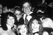 Victor Lownes, 88, Playboy Executive Who Shaped Company’s Libertine Ethic