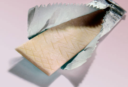 Chewing gum in foil