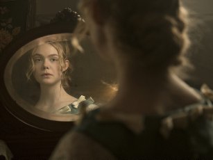 Elle Fanning in The Beguiled (2017)