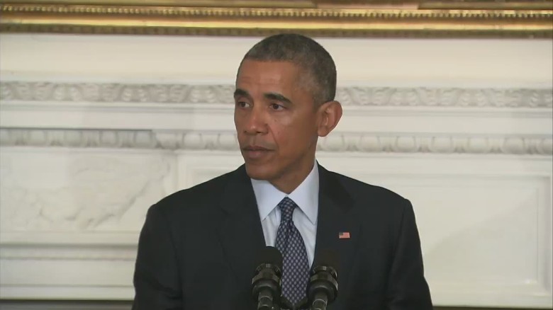 Obama urges funding of Homeland Security