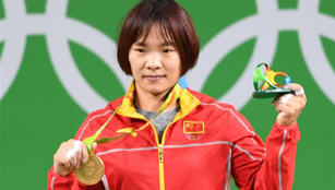 Xiang Yanmei gewann beim Finale des 69KG-Gewichthebens der Frauen Goldmedaille