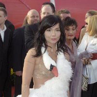 Björk at an event for The 73rd Annual Academy Awards (2001)