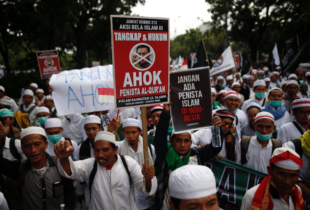 “Over 100,000” Muslims expected to gather for #SuperDamai212 protest against Ahok