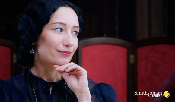 Preview thumbnail for video'How Wallis Simpson Infiltrated British Royalty