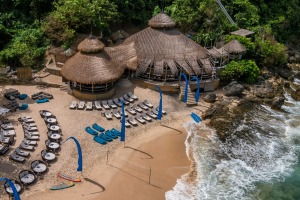 There are 420-ish steps down to the beach-only club, Karma Beach Club.