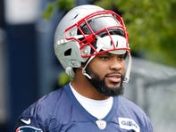 Patriots linebacker Elandon Roberts says he was harassed at home by police