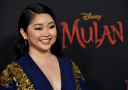 Lana Condor matched her outfit with a pair of blue gemstone earrings when she attended the premiere of 'Mulan.'