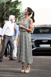 Queen Letizia of Spain visited the El Confital farm wearing a slouchy embroidered dress by Zara.