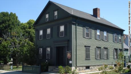 The Borden home on Second Street in Fall River, Mass., where the murders of Lizzie Borden&#39;s parents occurred, is now a bed and breakfast. (Donna Hageman/Chicago Tribune/Tribune News Service via Getty Images)