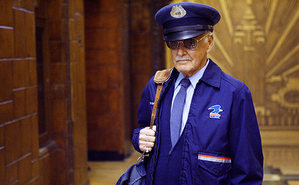 Postal Carrier in Fantastic Four (2005)