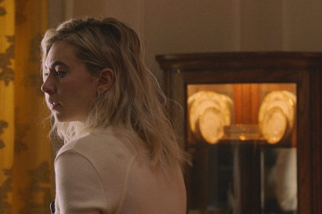 Awards Spotlight on Vanessa Kirby, the Rising Star of ‘Pieces of a Woman’ and ‘The World to Come’ — Watch