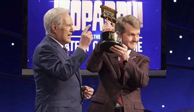 Alex Trebek and Ken Jennings on Jeopardy