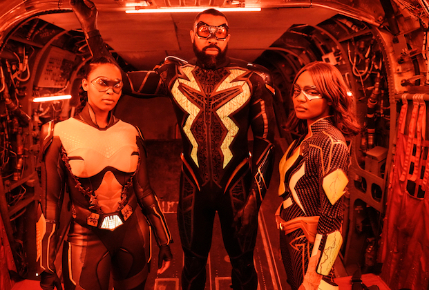 Black Lightning -- "The Book of Markovia: Chapter Four" -- Image Number: BLK313B_BTS_0672b.jpg -- Pictured (L-R): Behind the scenes with Nafessa Williams, Cress Williams and China Anne McClain -- Photo: Jace Downs/The CW -- © 2020 The CW Network, LLC. All rights reserved.