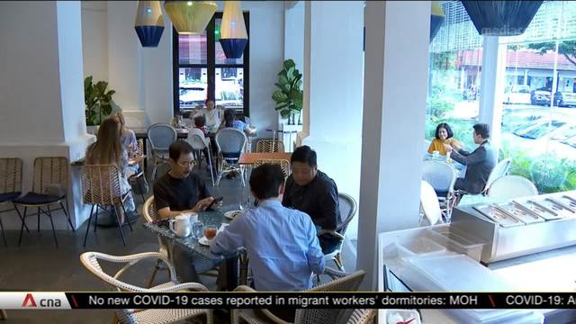 Restaurants rush to amend reservations, up manpower for tightened COVID-19 measures | Video