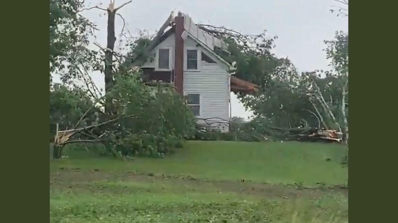 Tornado touches down in Grey county on June 26, 2021 (Courtesy of: Brittney Wright)