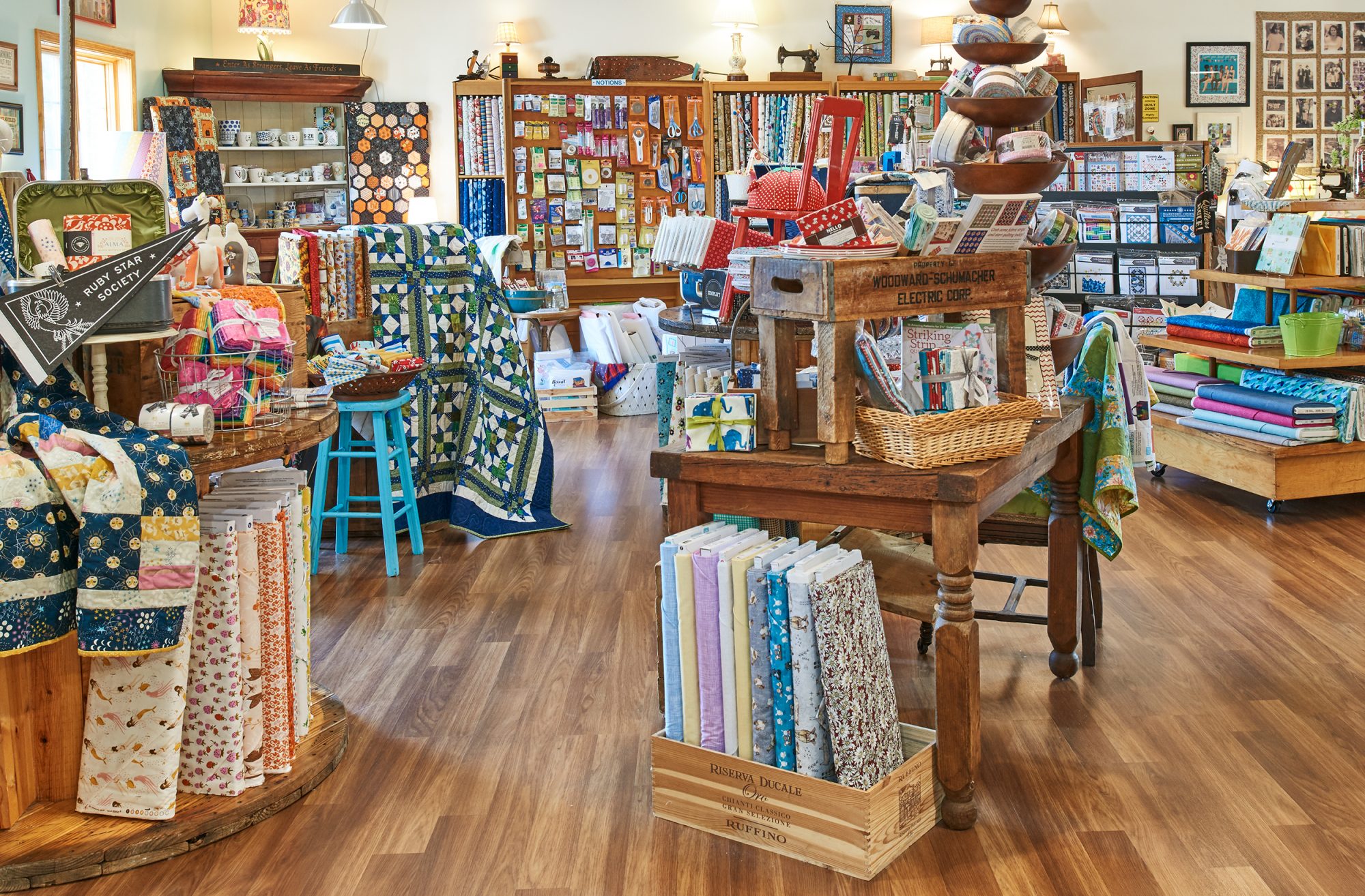 Unraveled Quilt Store