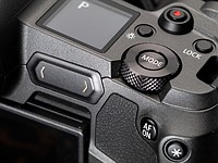 Canon releases firmware update for the EOS R