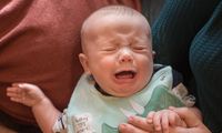 Bagaimana Cara Mengatasi Hidung Tersumbat pada Bayi?