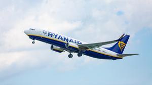 A Ryanair B737-800