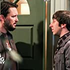 Wil Wheaton and Simon Helberg in The Big Bang Theory (2007)