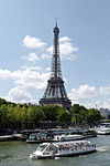 Eiffel Tower and Batobus, 21 July 2012.jpg