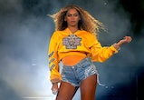 Best Memes & Tweets Reacting To Beyoncé's 'Renaissance' World Tour