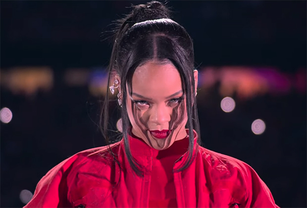 Rihanna Performs Super Bowl 57 Halftime Show — Watch and Grade It
