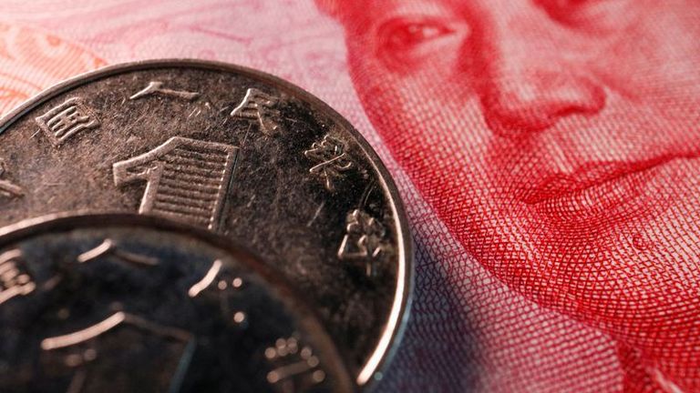 Il Ministero del Commercio cinese ha intervistato le aziende sull'impatto dell'indebolimento dello yuan - fonti