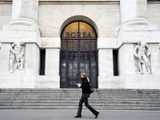 Borsa di Milano : 
                Borsa Milano in rialzo con banche, energia, recupera Leonardo
