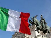 Italia, commercio extra-Ue giugno +9,445 mld, netta flessione import -Istat