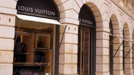 LVMH Moët Hennessy Louis Vuitton SE  :  More dazzling results
