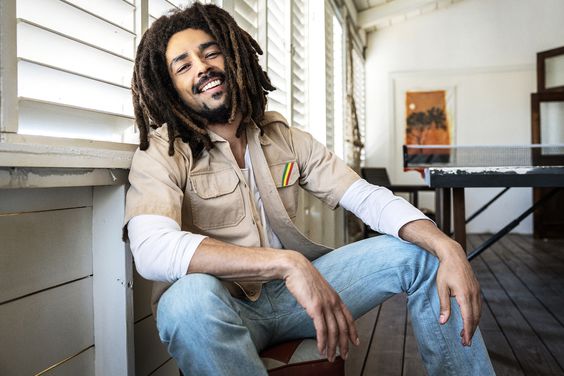 Kinglsey Ben-Adir as Bob Marley in Bob Marley: One Love from Paramount Pictures.