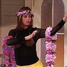 Kirstie Alley in The Roseanne Show (1997)