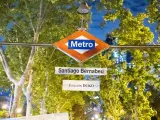 La parada Santiago Bernabéu cambia su nombre a 'Estación Duko'.