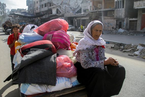 Displaced Palestinians, who fled Jabalia