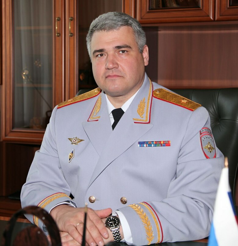 Поддерживаете ли вы инициативу главы ГИБДД генерала Михаила Черникова сделать техосмотр добровольным?