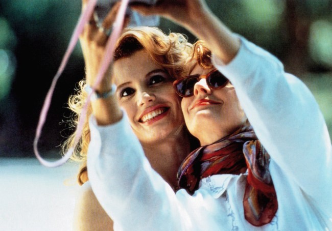 THELMA & LOUISE, (aka THELMA AND LOUISE), from left: Geena Davis, Susan Sarandon, 1991, ©MGM/courtesy Everett Collection