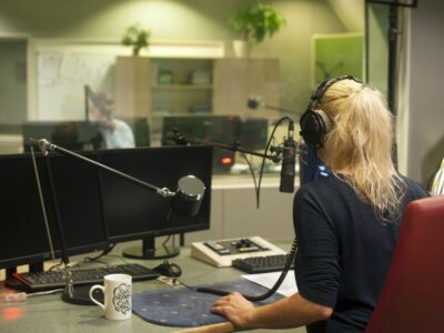 La expansión de la radio pública puede ayudar a resolver la crisis de las noticias locales