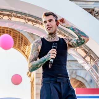 Fedez was kicked out of a club in Milan before the incident occurred