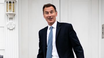 Jeremy Hunt outside his home in London after being appointed chancellor